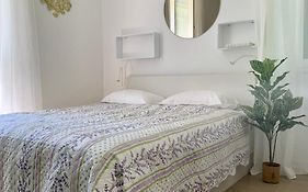 Beach Apartments Lili
